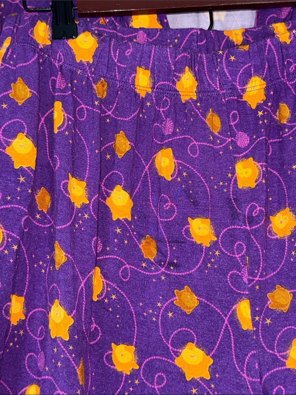 Disney “Wish” Purple and Orange Floral Sleep Top & Shorts Sz Large - Picture 7 of 7